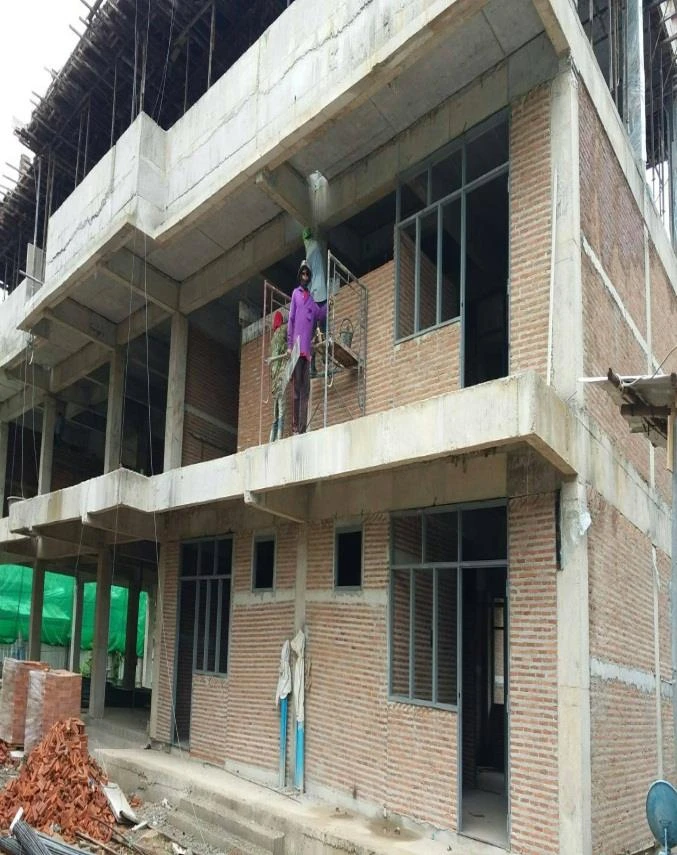 Phanom Sarakham Industrial & Community Education College